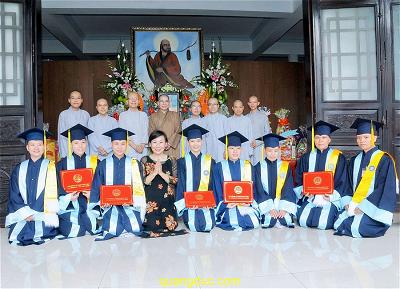 Ni Su Tam Van (13)