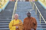thay-buddharakkhita-tang-le-cu-ba-duc-ngoc-8-