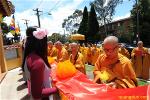 le-khanh-thanh-chua-huyen-quang-125-
