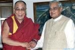 atal-bihari-vajpayee-and-dalai-lama-2