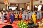 hanh-huong-thap-tu-vieng-tv-quang-duc-mung-9-tet-dinh-dau-2017-117-