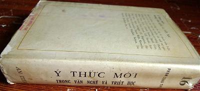 y thuc moi trong van nghe