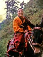 giao-su-ch-gyam-trungpa