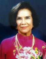 nu-si-minh-duc-hoai-trinh-2