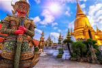 chua-phat-ngoc-va-cung-dien-hoang-gia-vuong-quoc-thai-lan-da-mo-cua-don-du-khach-1