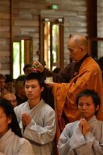 thich-nhat-hanh