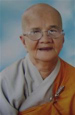thich-nu-vien-phung