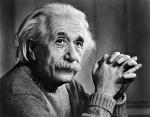 albert-einstein-63-tuoi
