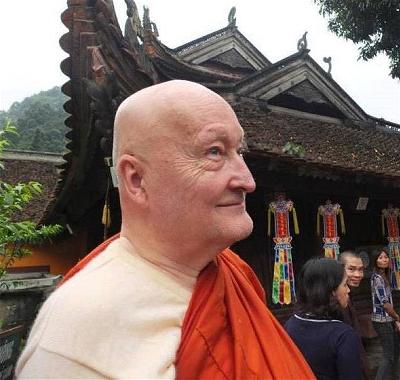 Saddhaloka Bhikkhu