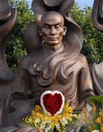 botatquangduc-tuong1