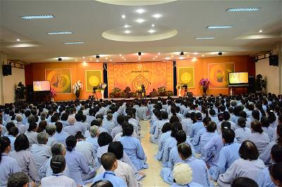 Dien Vien Tuan Phuong 13