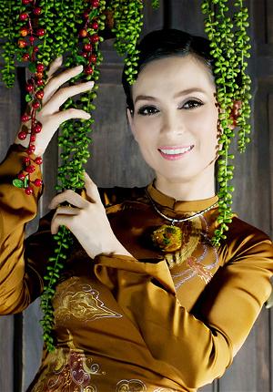 Ca_Si_Phi_Nhung